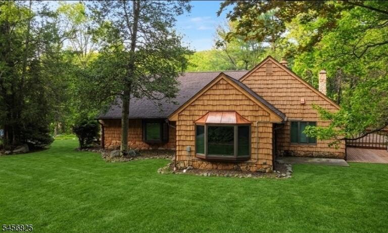 Property listing MLS 4049534 photo 2