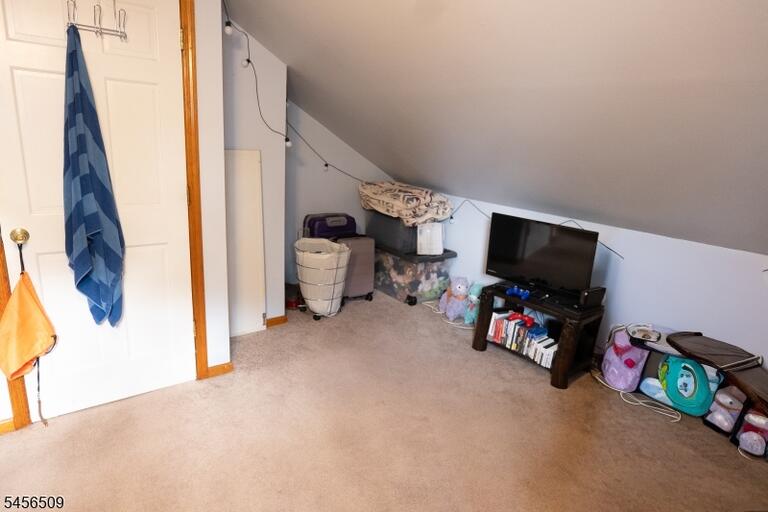 Property listing MLS 4049535 photo 24