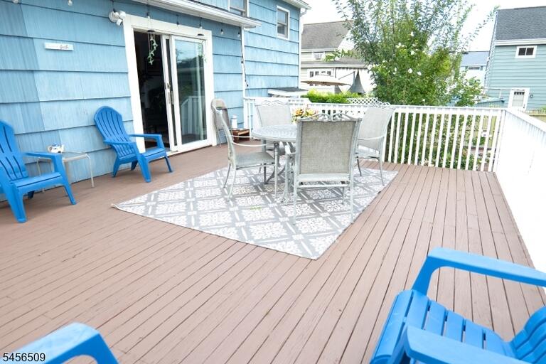 Property listing MLS 4049535 photo 39
