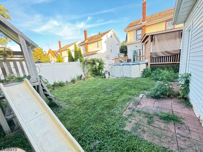 Property listing MLS 4049545 photo 1