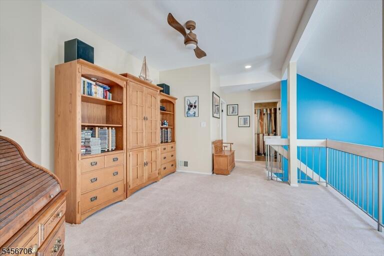Property listing MLS 4049565 photo 22