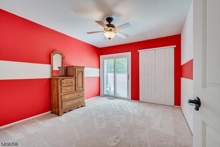 Property listing MLS 4049565 photo 29