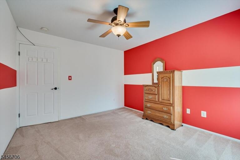Property listing MLS 4049565 photo 30