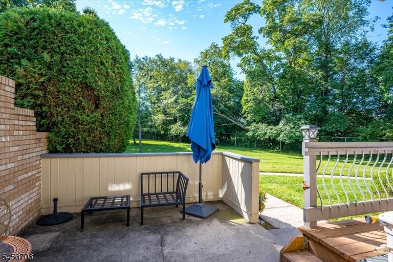 Property listing MLS 4049565 photo 6