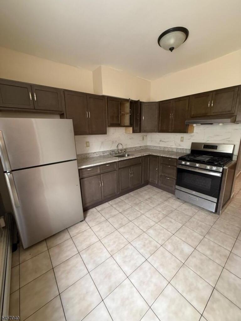 Property listing MLS 4049587 photo 10