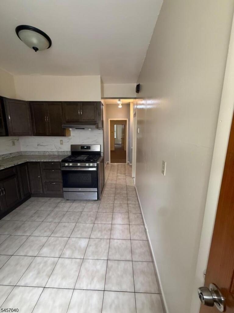 Property listing MLS 4049587 photo 11