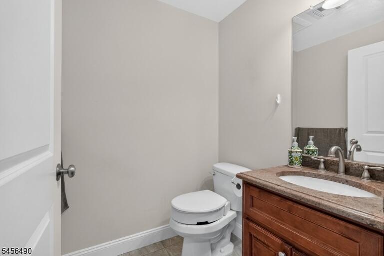 Property listing MLS 4049594 photo 15