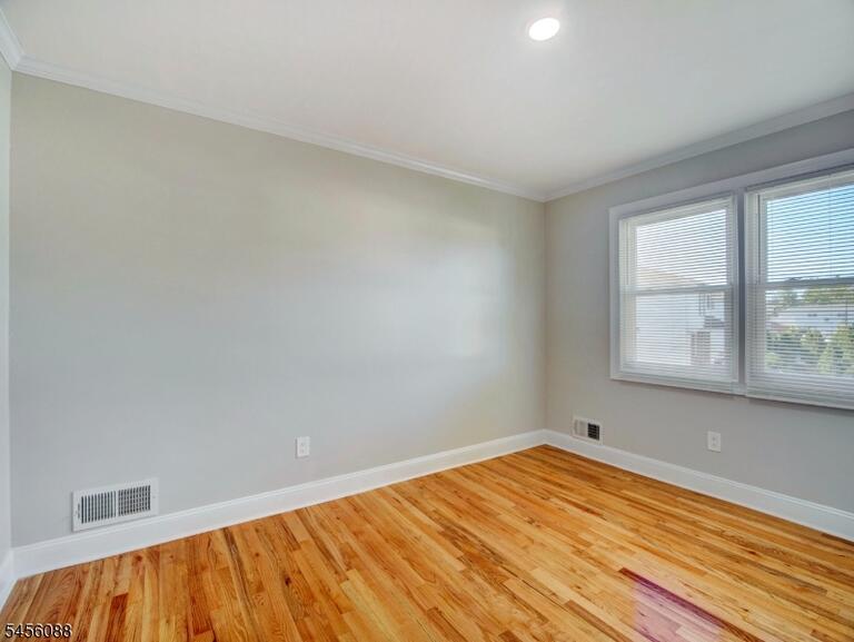 Property listing MLS 4049636 photo 28