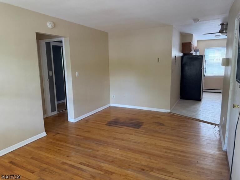 Property listing MLS 4049671 photo 5