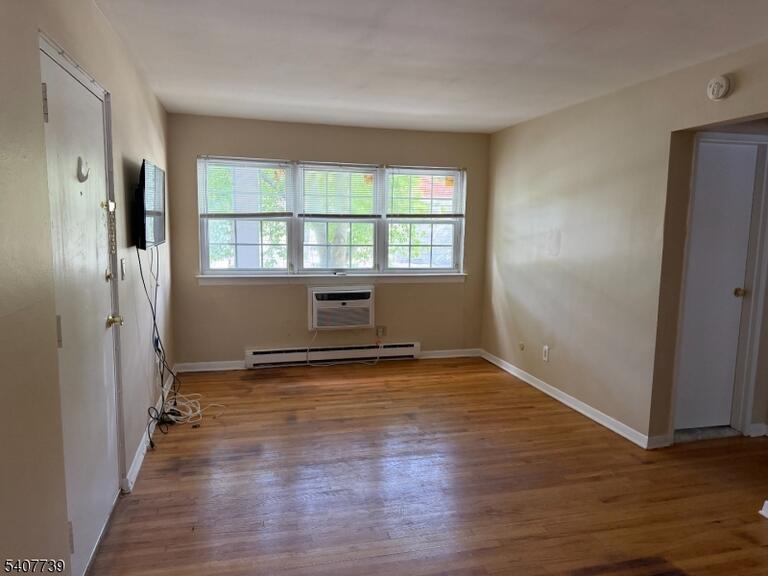 Property listing MLS 4049671 photo 6