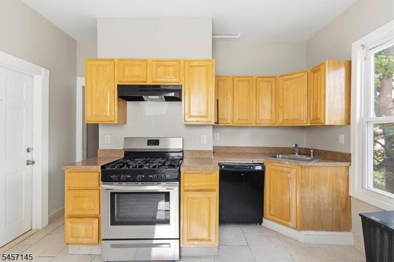 Property listing MLS 4049675 photo 10