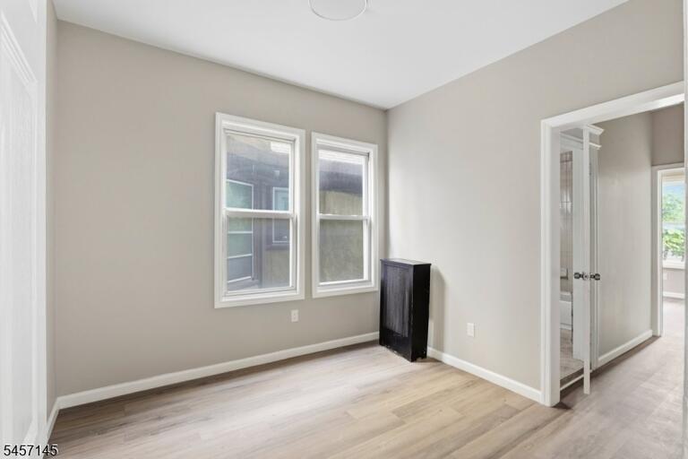 Property listing MLS 4049675 photo 11
