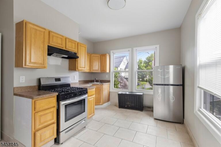 Property listing MLS 4049675 photo 9