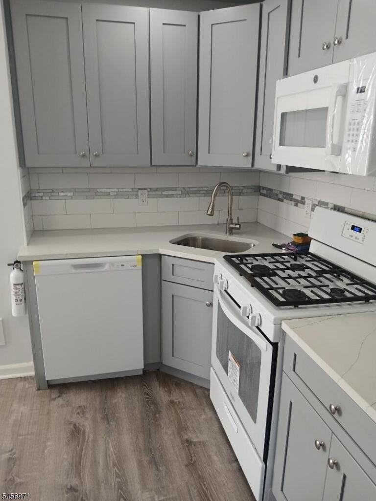 Property listing MLS 4049680 photo 9