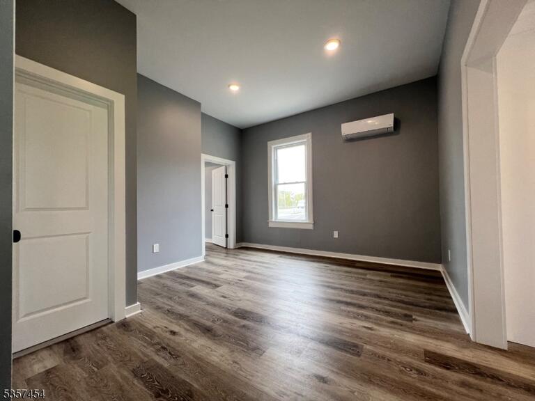 Property listing MLS 4049713 photo 3