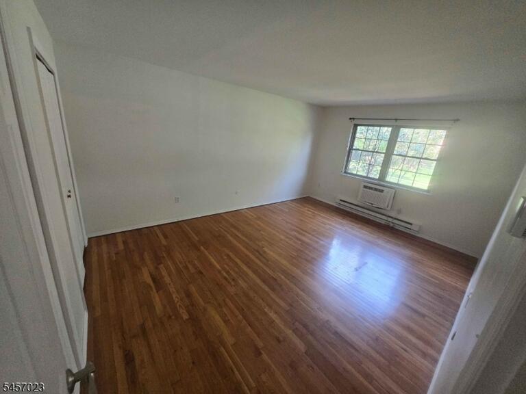 Property listing MLS 4049731 photo 11