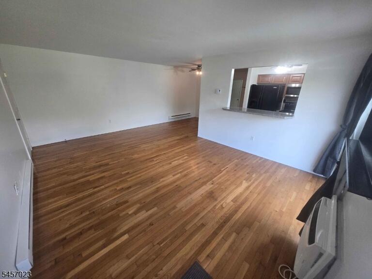 Property listing MLS 4049731 photo 5