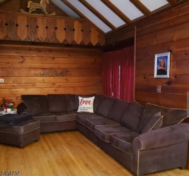 Property listing MLS 4049734 photo 6
