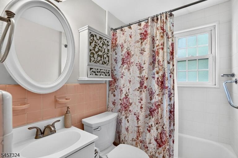 Property listing MLS 4049760 photo 13