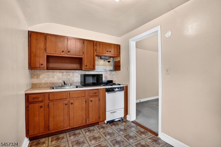 Property listing MLS 4049760 photo 20