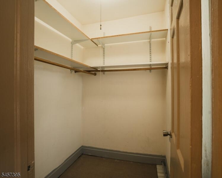 Property listing MLS 4049839 photo 1