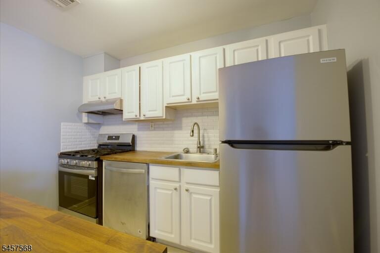 Property listing MLS 4049950 photo 5