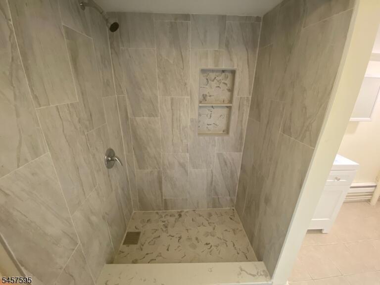 Property listing MLS 4049969 photo 11