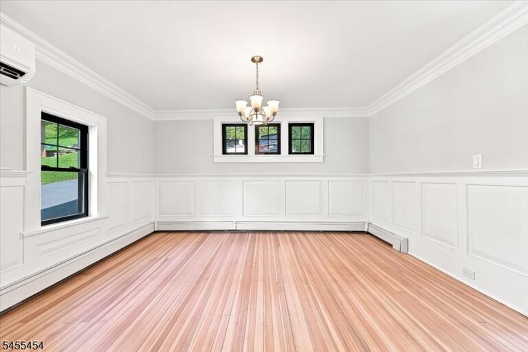 Property listing MLS 4049984 photo 13