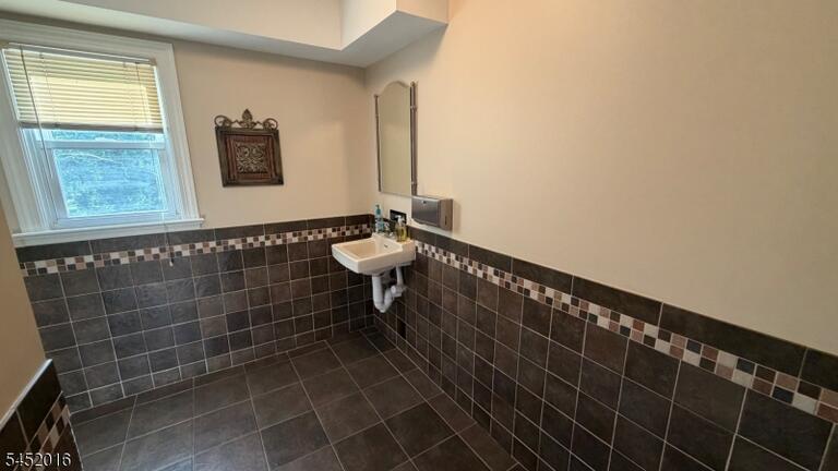 Property listing MLS 4050374 photo 26