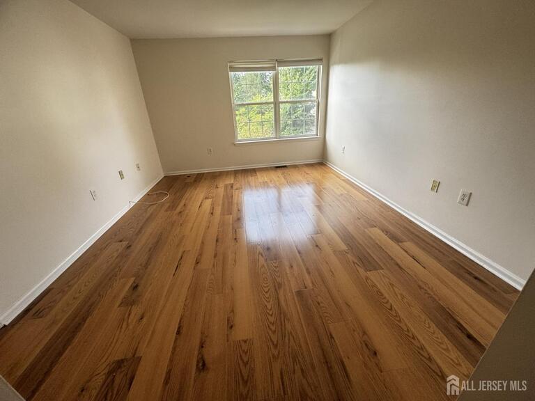 Photo 14 of 102 Wellington Park Drive, South Brunswick NJ 08540, South Brunswick, NJ