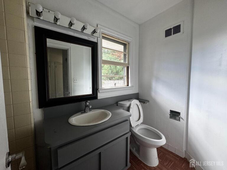 Photo 12 of 200 cedar Avenue, Highland Park NJ 08904, Highland Park, NJ