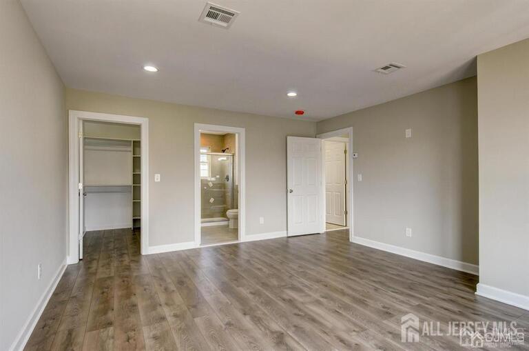 Photo 14 of 117 Dorothy Street, Carteret NJ 07008, Carteret, NJ