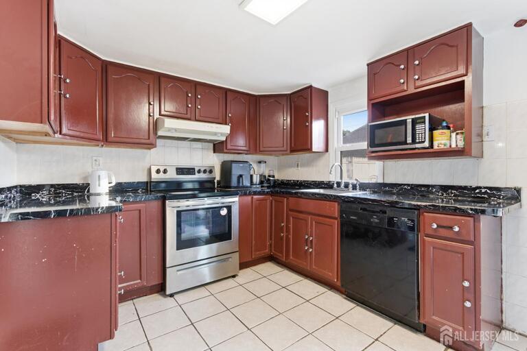 Photo 7 of 35 Coolidge Avenue, Carteret NJ 07008, Carteret, NJ