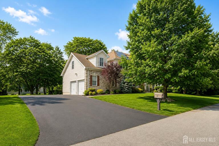Photo 8 of 111 Delmonico Avenue, Franklin Twsp NJ 08873, Franklin Twsp, NJ