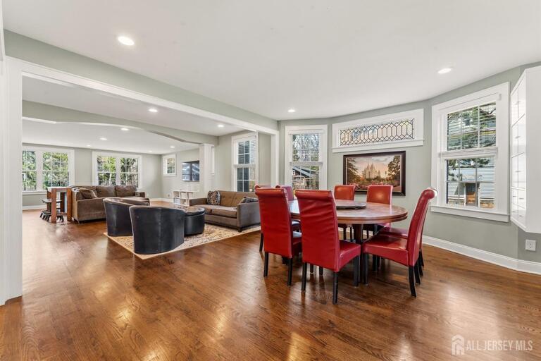 Photo 9 of 420 Mountainview Terrace, Dunellen NJ 08812, Dunellen, NJ