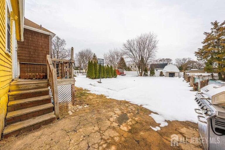 Photo 19 of 88 Woodbridge Avenue, Sewaren NJ 07077, Sewaren, NJ