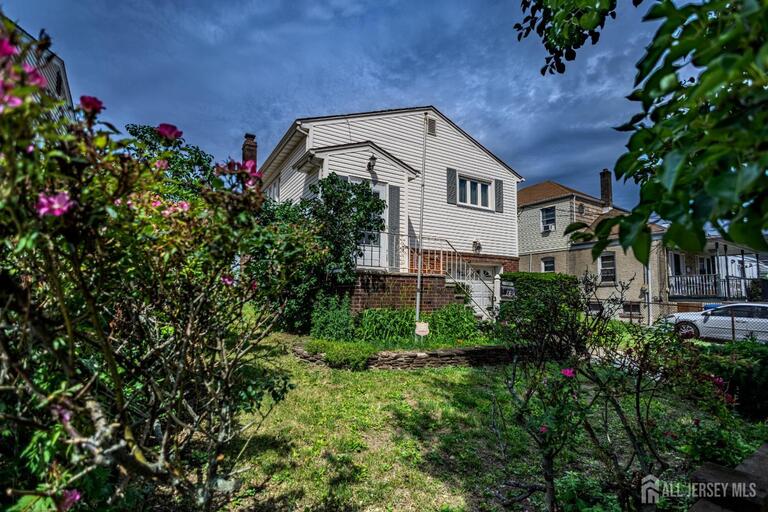 Photo 4 of 149 Strawberry Hill Avenue, Woodbridge Proper NJ 07095, Woodbridge Proper, NJ