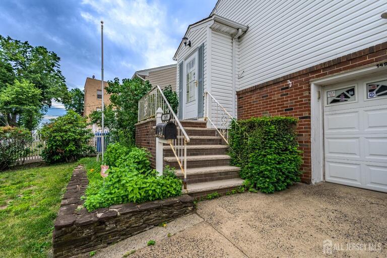 Photo 2 of 149 Strawberry Hill Avenue, Woodbridge Proper NJ 07095, Woodbridge Proper, NJ