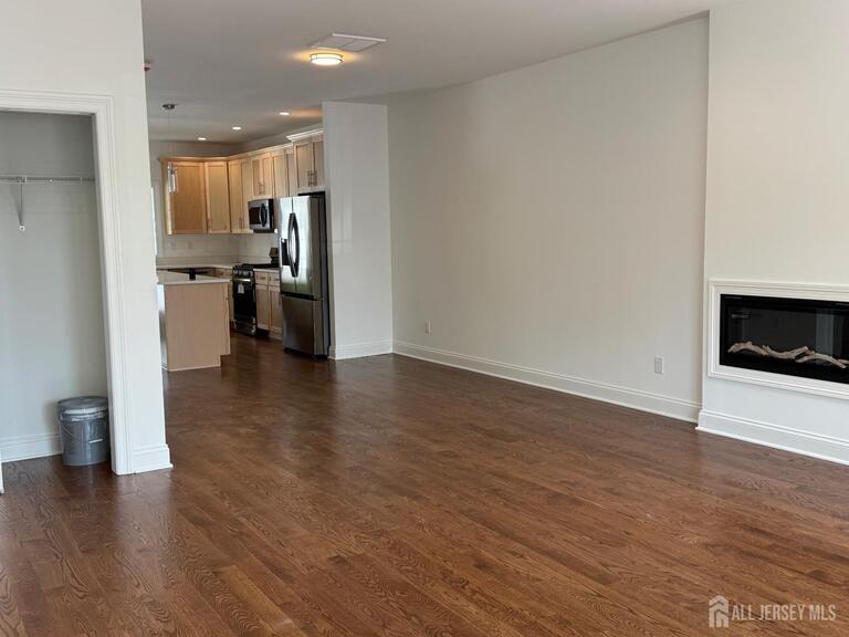 Photo 8 of 14 Moyse Place, Edison NJ 08820, Edison, NJ