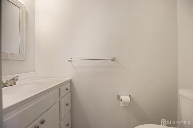 Photo 11 of 42 E O'Neill Court, Lawrence NJ 08648, Lawrence, NJ
