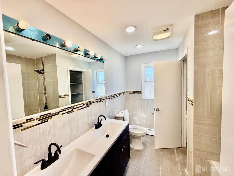 Photo 27 of 35 N Fiat Avenue, Iselin NJ 08830, Iselin, NJ