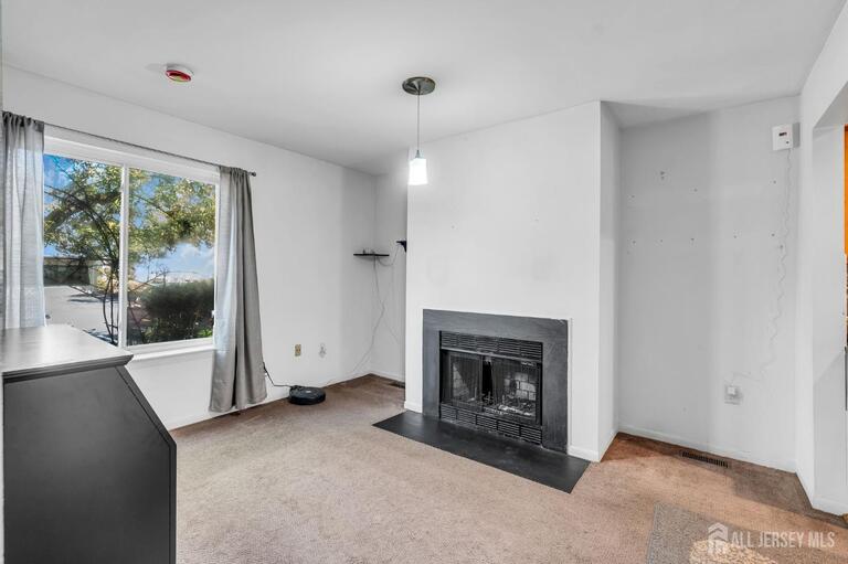 Photo 15 of 168 Thoreau Drive, Plainsboro NJ 08536, Plainsboro, NJ
