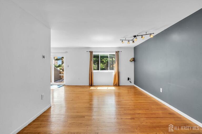 Photo 5 of 168 Thoreau Drive, Plainsboro NJ 08536, Plainsboro, NJ