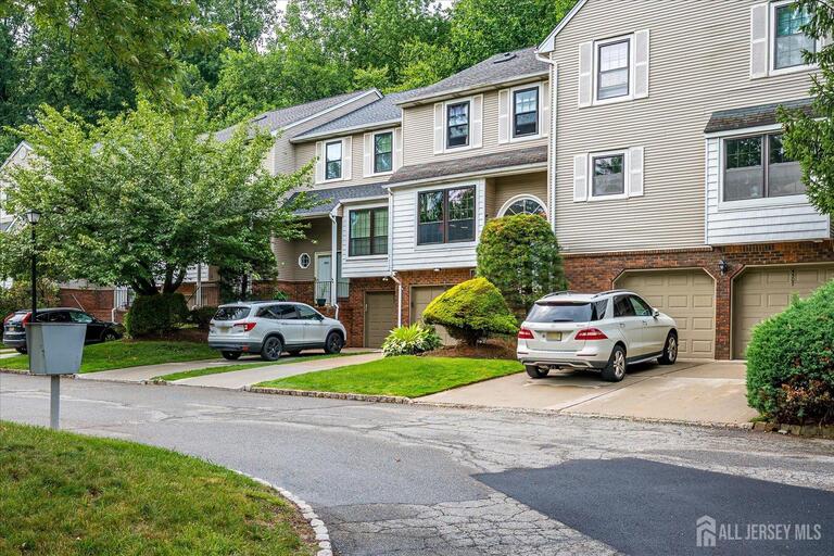 Photo 2 of 4506 Stonehedge Road, Edison NJ 08820, Edison, NJ