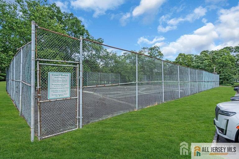 Photo 12 of 39 Powderhorn Court, Woodbridge Proper NJ 07095, Woodbridge Proper, NJ