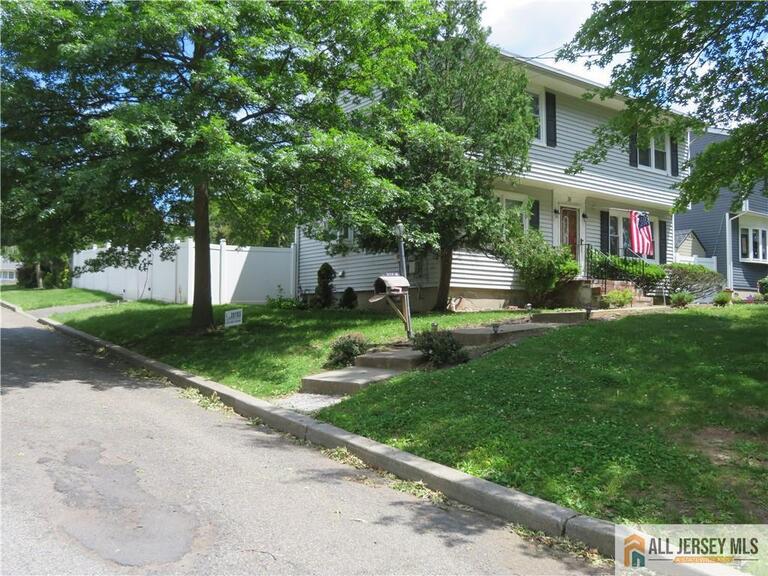 Photo 3 of 78 6th Avenue, Port Reading NJ 07064, Port Reading, NJ
