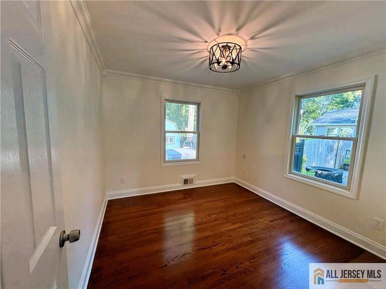 Photo 23 of 1509 Kenyon Avenue, South Plainfield NJ 07080, South Plainfield, NJ