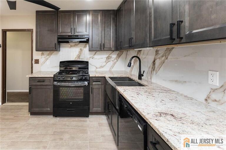 Photo 3 of 10 Eardley Road, Edison NJ 08817, Edison, NJ