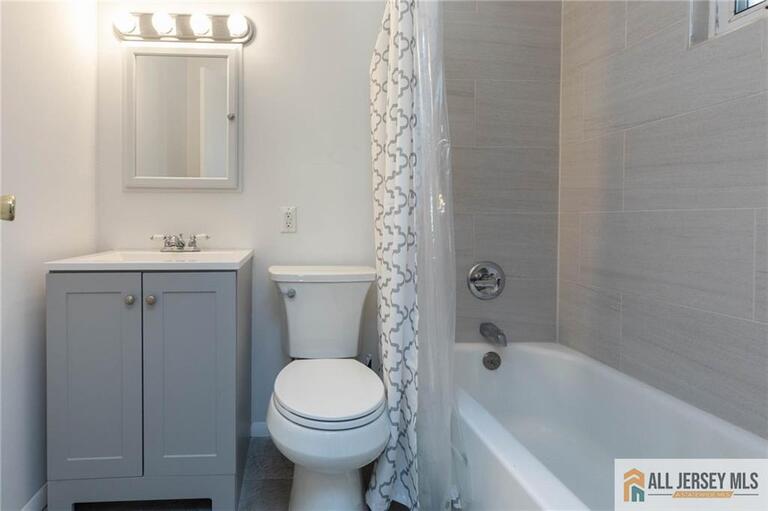 Photo 9 of 10 Eardley Road, Edison NJ 08817, Edison, NJ