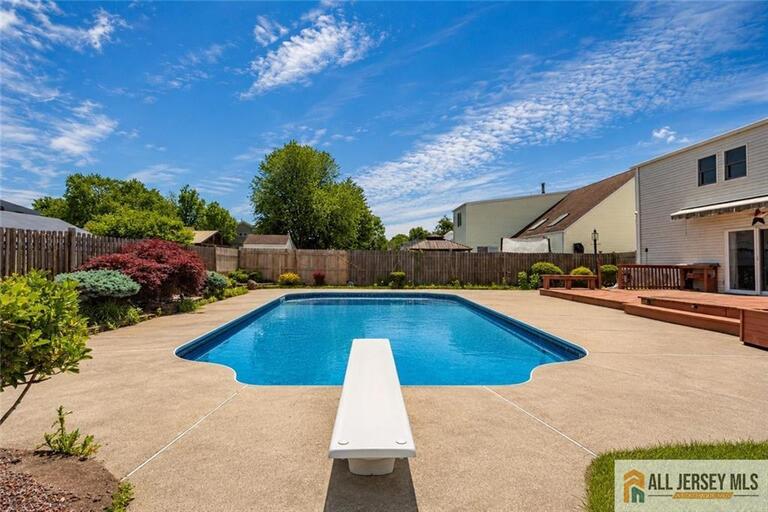 Photo 37 of 16 W Susan Street, Hazlet NJ 07730, Hazlet, NJ